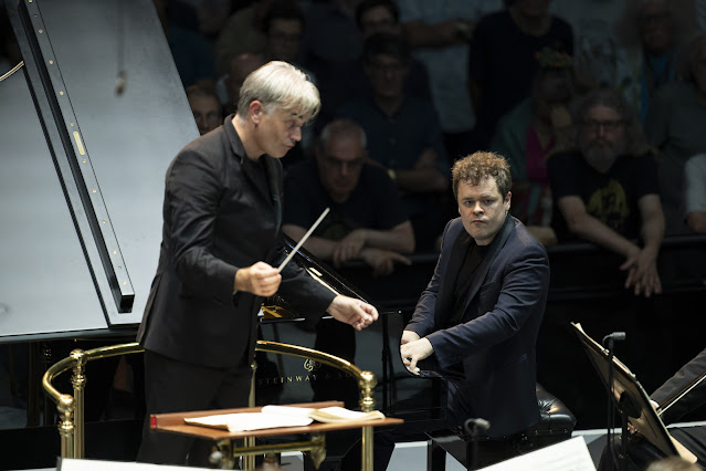 Busoni: Piano Concerto - Benjamin Grosvenor, London Philharmonic Orchestra, Edward Gardner - BBC Proms (Photo: BBC/Andy Paradise)