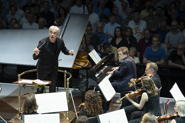 Busoni: Piano Concerto - Benjamin Grosvenor, London Philharmonic Orchestra, Edward Gardner - BBC Proms (Photo: BBC/Andy Paradise)