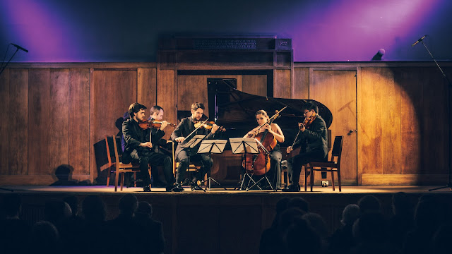 Simon Callaghan and the Piatti Quartet at Conway Hall in December 2022