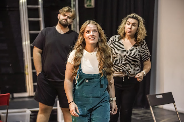 Rimsky Korsakov: The Snowmaiden - Jack Dolan, Ffion Edwards, Amy J Payne in rehearsal - English Touring Opera (Photo: Craig Fuller)