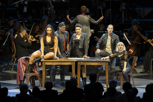 Bizet: Carmen - Rihab Chaieb, Loïc Félix, Kezia Bienek, François Piolino, Elisabeth Boudreault,  London Philharmonic Orchestra, Anja Bihlmaier - Glyndebourne Festival at BBC Proms (Photo: BBC/Andy Paradise )