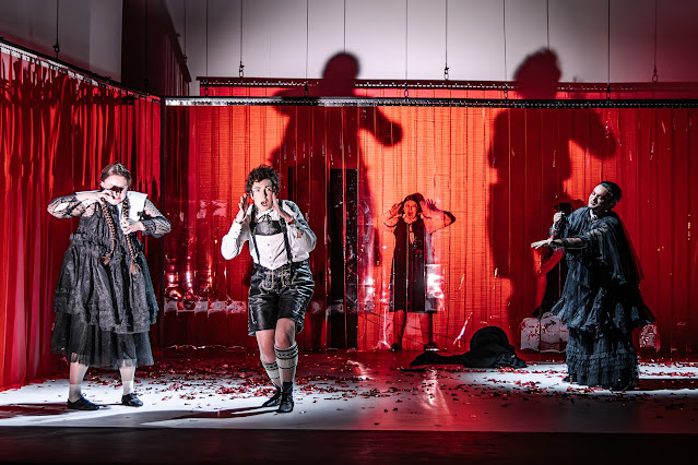 Humperdinck: Hänsel und Gretel - Erin O'Rourke (Gretel), Clover Kayne (Hansel), Zahid Siddiqui (witch) - Royal Academy Opera (Photo: Craig Fuller)