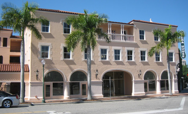 Sarasota Opera House, late March 2008,