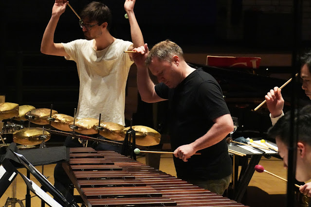 Philip Glass: Águas da Amazônia - musicians from RNCM, Colin Currie - RNCM (Photo: Alex_Burns/The Hallé)