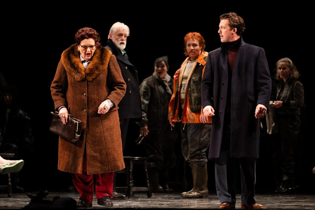 Britten: Peter Grimes - Catherine Wyn-Rogers, David Kempster, Oliver Johnston, Dominic Sedgwick - Welsh National Opera, 2025 (Photo: Dafydd Owen)