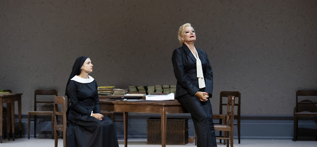 Puccini: Suor Angelica - Asmik Grigorian, Karita Mattila - Christof Loy's production at the Salzburg Festival in 2022 (Photo: Monika_Rittershaus)