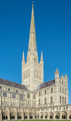 Norwich Cathedral - Photo: JackPeasePhotography, CC BY 2.0, Wikimedia