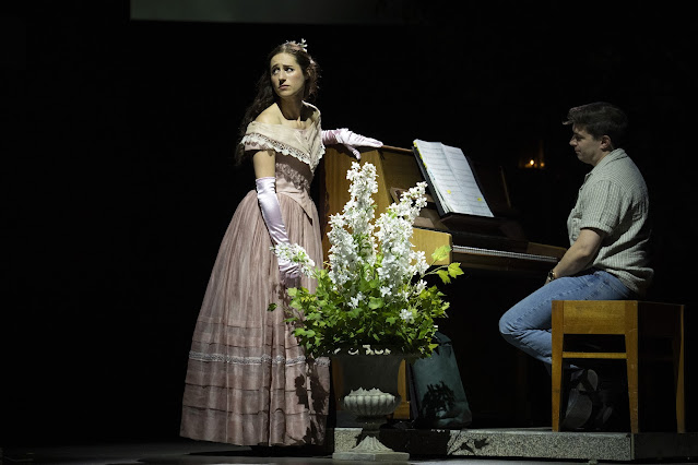 Colin Matthews: A Visit to Friends - Susanna Hurrell, Gary Matthewman - Aldeburgh Festival (Photo: Richard Hubert Smith)