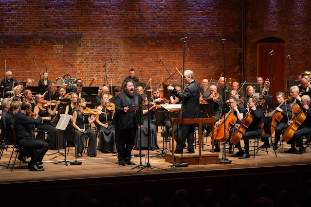 Britten: Our Hunting Fathers - Allan Clayton, BBC Symphony Orchestra, Sakari Oramo - Snape Maltings, Aldeburgh Festival (Photo: Britten Pears Arts)