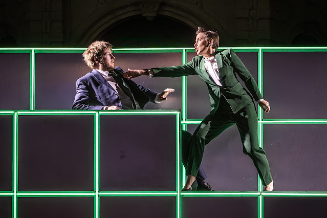 Jonathan Dove: Itch - James Hall & Rebecca Bottone as Berghahn & Roshanna Wing - Opera Holland Park (Photo: Craig Fuller)