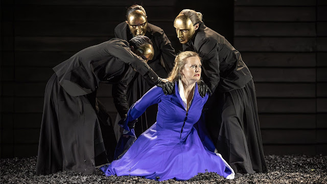Handel: Rodelinda - Lucy Crowe - Garsington Opera (Photo: courtesy Garsington Opera)