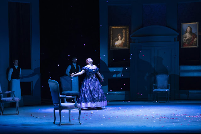 Verdi: La Traviata - Samantha Clarke - The Grange Festival (Photo: Richard Hubert Smith)