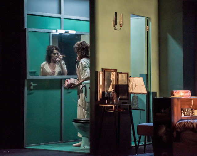 Francis Poulenc: La voix humaine - Allison Cooke - Buxton International Festival (Photo: Genevieve Girling)