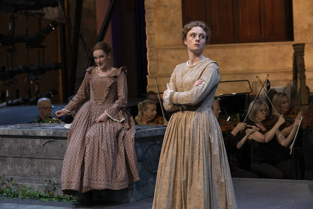 Donizetti: Lucia di Lammermoor - Jennifer France, Charlotte Badham - Opera Holland Park (Photo: Ali Wright)