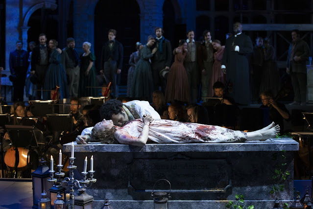 Donizetti: Lucia di Lammermoor - Jennifer France, José de Eça - Opera Holland Park (Photo: Ali Wright)
