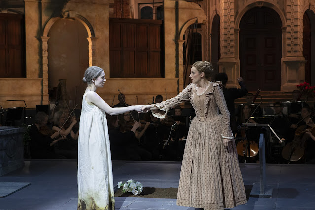 Donizetti: Lucia di Lammermoor - Tabitha Reynolds (ghost), Jennifer France - Opera Holland Park (Photo: Ali Wright)