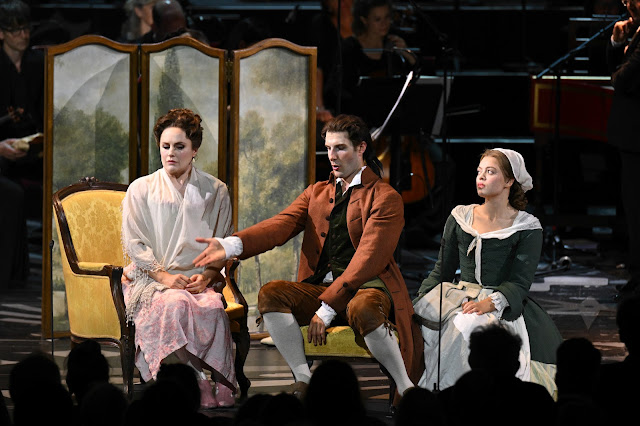 Mozart: Le nozze di Figaro - Louise Alder, Tommaso Barea, Johanna Wallroth - Glyndebourne at the BBC Proms (Photo: Chris Christodoulou/ BBC)