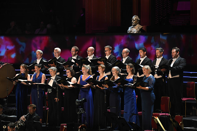 John Rutter: Bird Songs - BBC Singers, BBC National Orchestra of Wales, Nil Venditti - BBC Proms 2025 (Photo: BBC / Chris Christodoulou)