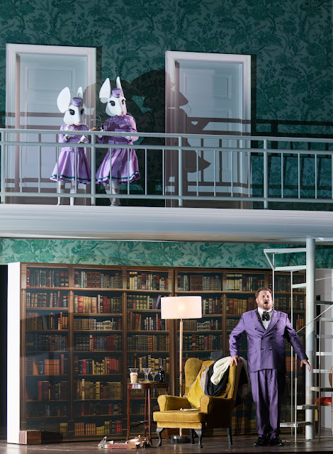 Rossini: La Cenerentola (Cinderella) - David Ireland - English National Opera (Photo: Mark Douet)
