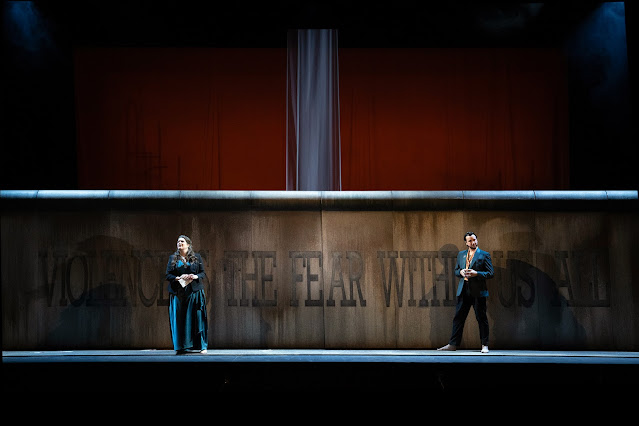 Britten: The Rape of Lucretia - Jenny Stafford, William Morgan - English Touring Opera (Photo: © Richard Hubert Smith)