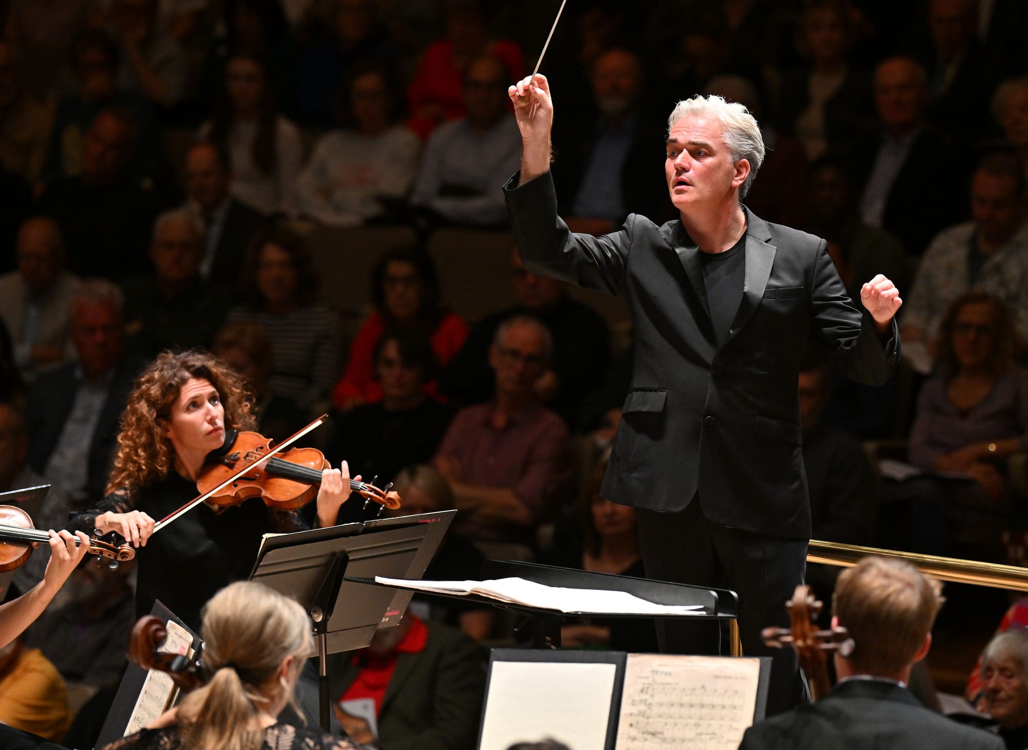 Unforgettable Abrahamsen & Mahler from the London Philharmonic