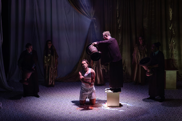 Monteverdi: L'incoronazione di Poppea - Henry Saywell (Seneca) - HGO at Jackson's Lane Theatre (Photo: Julian Guidera) Monteverdi: L'incoronazione di Poppea - Henry Saywell (Seneca) - HGO at Jackson's Lane Theatre (Photo: Julian Guidera)