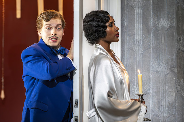 Handel: Partenope - Hugh Cutting, Nardus Williams - English National Opera (Photo: Lloyd Winters)