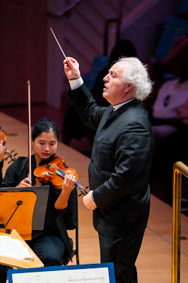 Mahler: Symphony No. 4 - Manfred Honeck, New World Symphony - New World Center, Miami