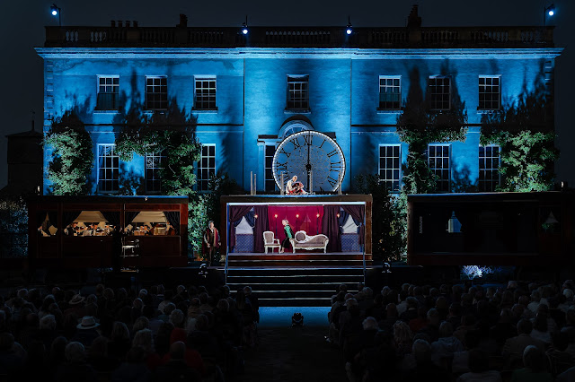 Mozart: Don Giovanni at Wateerperry Opera Festival in 2025 (Photo: Julian Guidera)