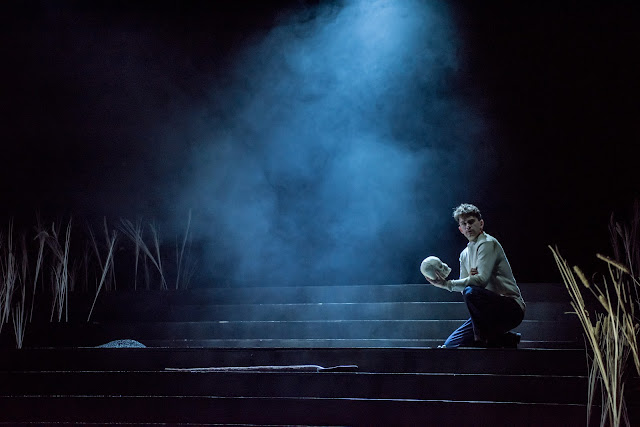 Thomas: Hamlet - Gregory Feldmann - Buxton International Festival (Photo: Genevieve Girling)