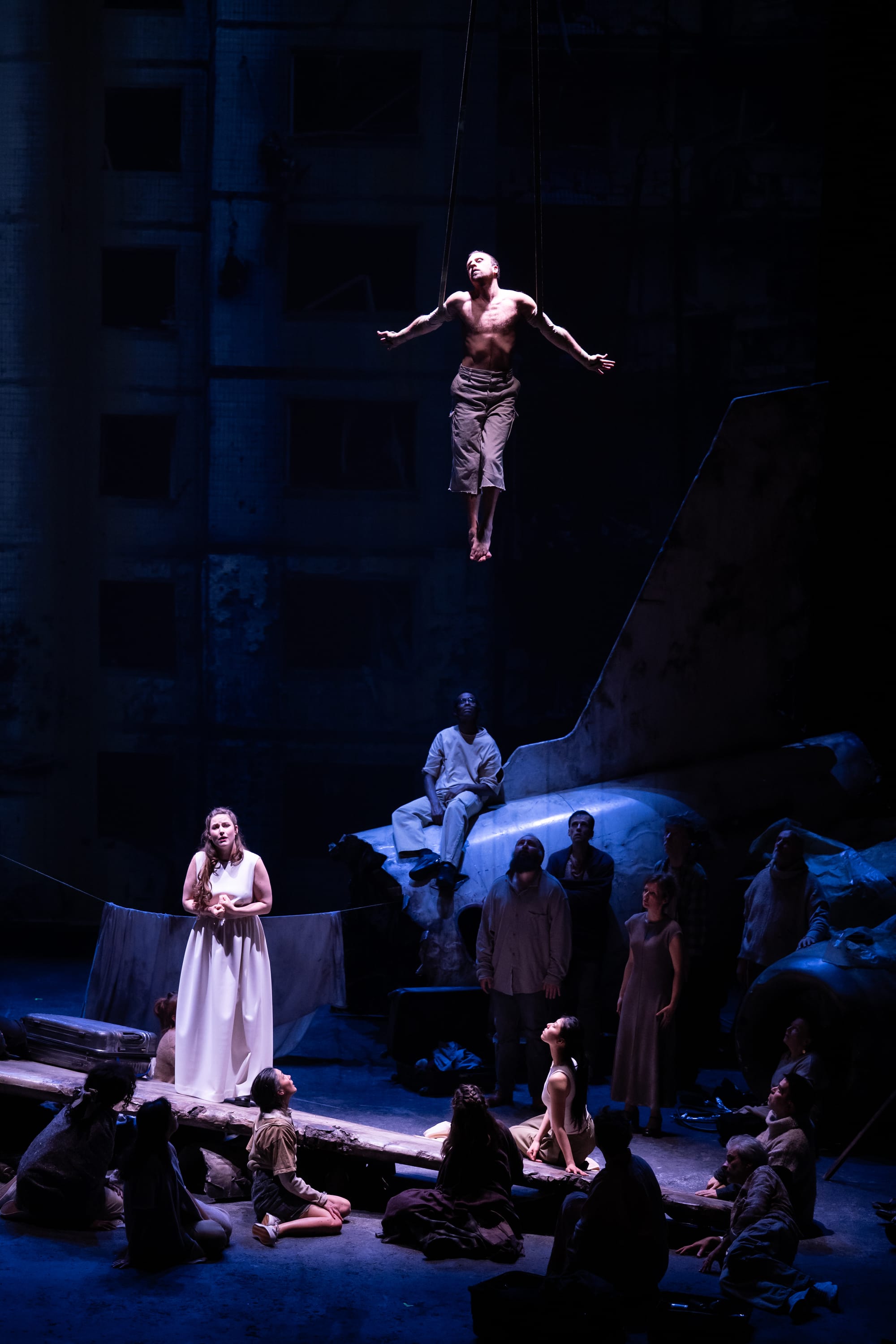 Staged Brahms in Paris: Director David Bobée's response to Deutsches Requiem