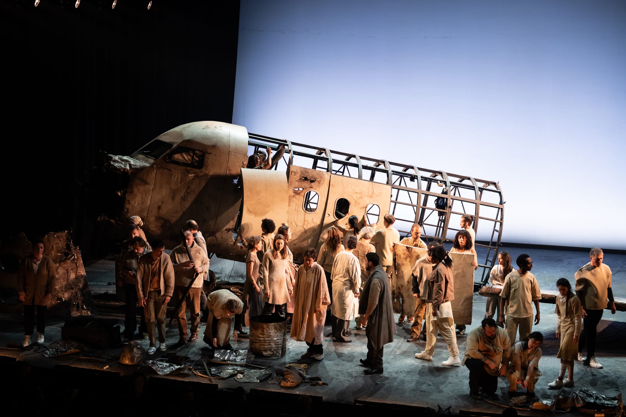 Staged Brahms in Paris: Director David Bobée's response to Deutsches Requiem