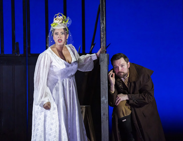 Mozart: The Marriage of Figaro - Gabriella Reyes, James Newby - Opera North, 2026 (Photo: Tristram Kenton)Mozart: The Marriage of Figaro - Gabriella Reyes, James Newby - Opera North, 2026 (Photo: Tristram Kenton) Mozart: The Marriage of Figaro - Gabriella Reyes, James Newby - Opera North, 2026 (Photo: Tristram Kenton)