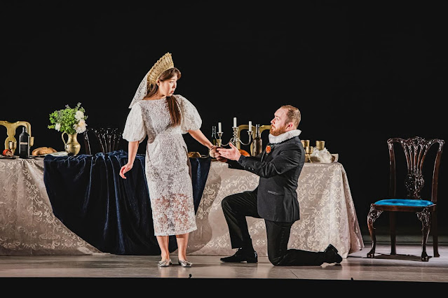 Lortzing: Der Wildschutz - Elisabeth Eunsoo Lee, Peter Lidbetter - Young Artists of the National Opera Studio Lortzing: Der Wildschutz - Elisabeth Eunsoo Lee, Peter Lidbetter - Young Artists of the National Opera Studio