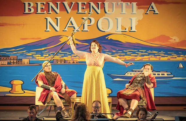 Mozart: Cosi fan tutte - Osian Wyn Bowen, Madeline Boreham, Paul Grant - Opera Holland Park (Photo: Craig Fuller) Mozart: Cosi fan tutte - Osian Wyn Bowen, Madeline Boreham, Paul Grant - Opera Holland Park (Photo: Craig Fuller)