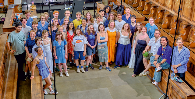 Somerville College Choir (Photo: Hugh Warwick) Somerville College Choir (Photo: Hugh Warwick)