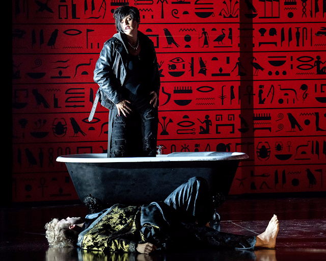 Handel: Giulio Cesare - Hugh Cutting, Sarah Brady - The Grange Festival (Photo: Richard Hubert Smith)