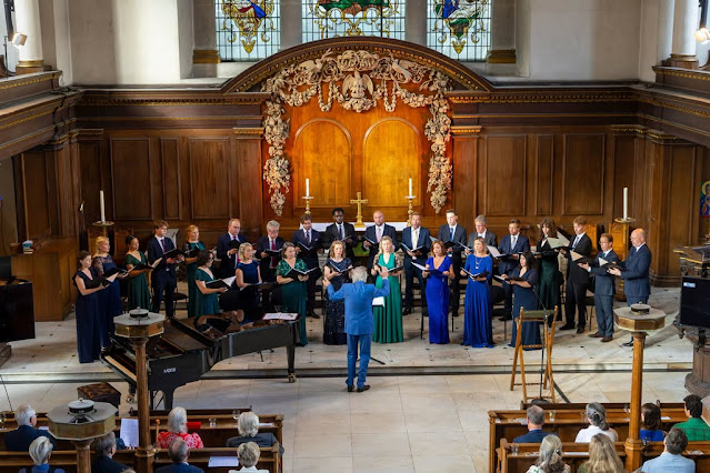 HArry Christophers, The Sixteen & Genesis Sixteen alumni at St James's Piccadilly (Photo: Ian Jones Photography) HArry Christophers, The Sixteen & Genesis Sixteen alumni at St James's Piccadilly (Photo: Ian Jones Photography)