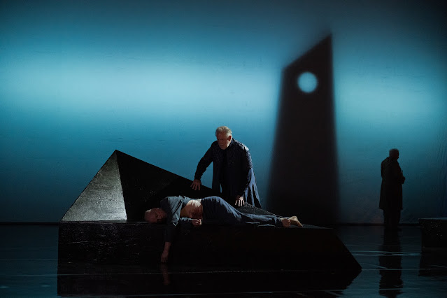 Wagner: Tristan und Isolde - Peter Wedd, Robert Hayward, Peter Bronder - Longborough Festival Opera (Photo: Matthew Williams-Ellis) Wagner: Tristan und Isolde - Peter Wedd, Robert Hayward, Peter Bronder - Longborough Festival Opera (Photo: Matthew Williams-Ellis)