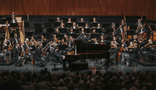 Lang Lang, Tugan Sokhiev, Vienna Philharmonic - Salzburg Festival (Photo: Marco Borrelli) Lang Lang, Tugan Sokhiev, Vienna Philharmonic - Salzburg Festival (Photo: Marco Borrelli)