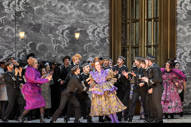 Rossini: <i>Il viaggio a Reims</i> - Helena Rasker, Mélissa Petit, Tara Erraught - Salzburg Festival (Photo: Monika Rittershaus) Rossini: <i>Il viaggio a Reims</i> - Helena Rasker, Mélissa Petit, Tara Erraught - Salzburg Festival (Photo: Monika Rittershaus)