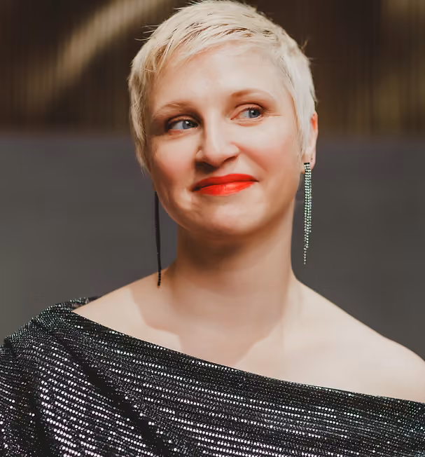 Barefoot Magic at Dalston: Mirka Zemanová reports on Zauberflöte
