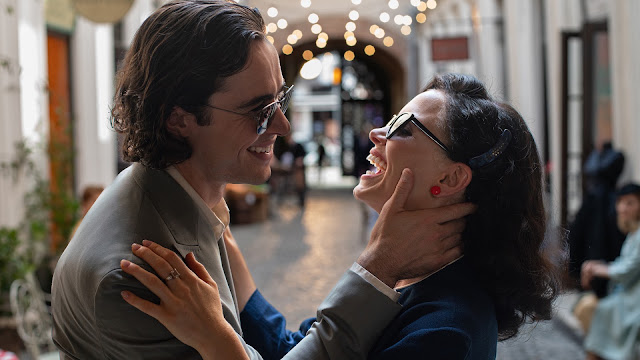 The Yellow Tie - Ben Schnetzer (Sergiu Celibidache), Kate Phillips (Ioana Celibidache) - director: Serge Ioan Celibidache, Oblique Media