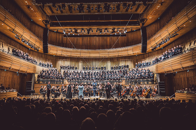 Dinis Sousa conducts Royal Northern Sinfonia & massed forces from the North-East in Tippett's A Child of our Time