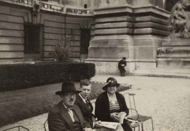 Frank Bridge, Benjamin Britten, Ethel Bridge by Unknown photographer snapshot print NPG x15184 © National Portrait Gallery, London