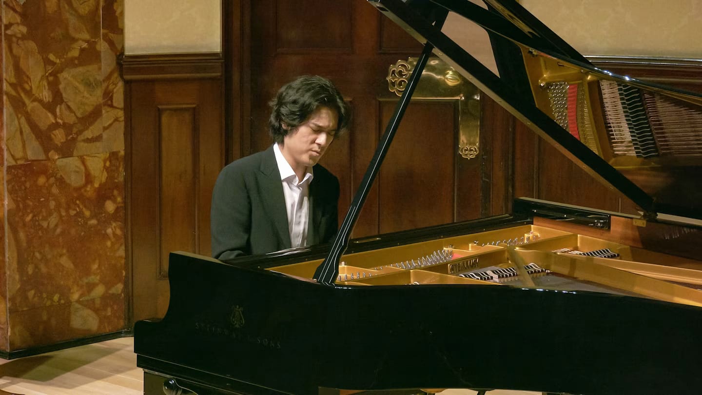 Yunchan Lim's supreme Mozart at Wigmore Hall