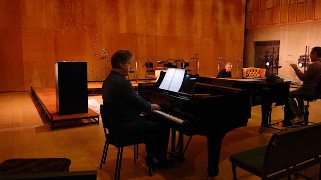 Ben Parry and Garth Bardsley's My Father Cannot Speak in rehearsals with Roderick Williams at Snape [Photo: Angus Cooke / Britten Pears Arts]