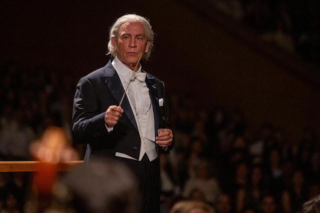 The Yellow Tie - John Malokovich (Sergiu Celibidache) - director: Serge Ioan Celibidache - Oblique Media